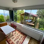 Apartment Menekse 2 *