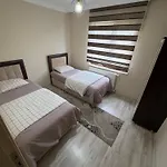 Apartment Menekse 2 *