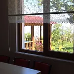Apartment Menekse 2 *